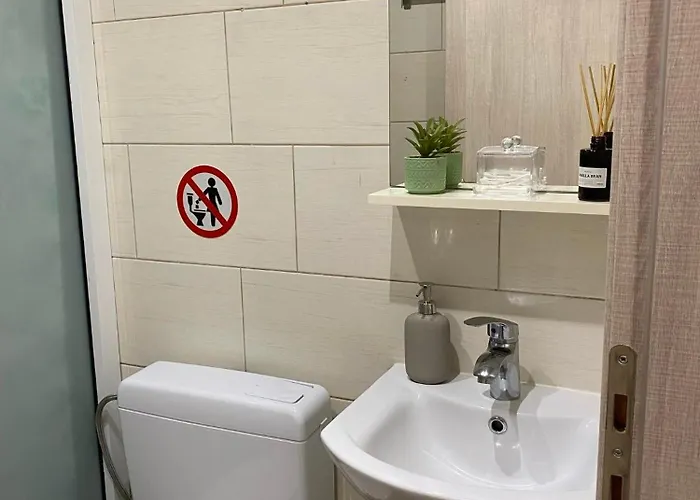 Thalia's House Пастида