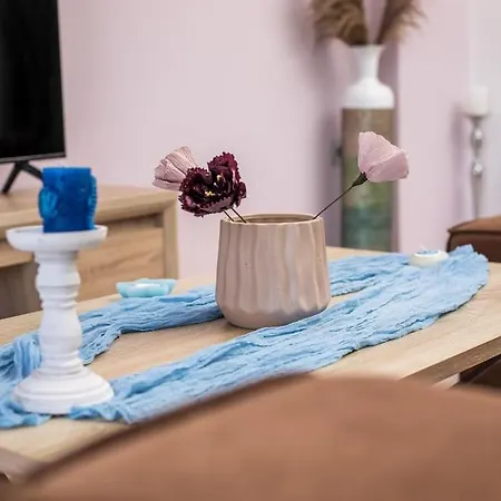 Thalia's House Pastida